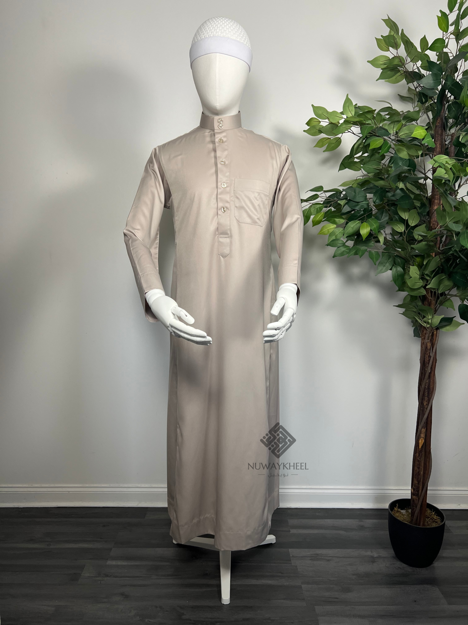 Saudi Qamis - Satin Fabrics