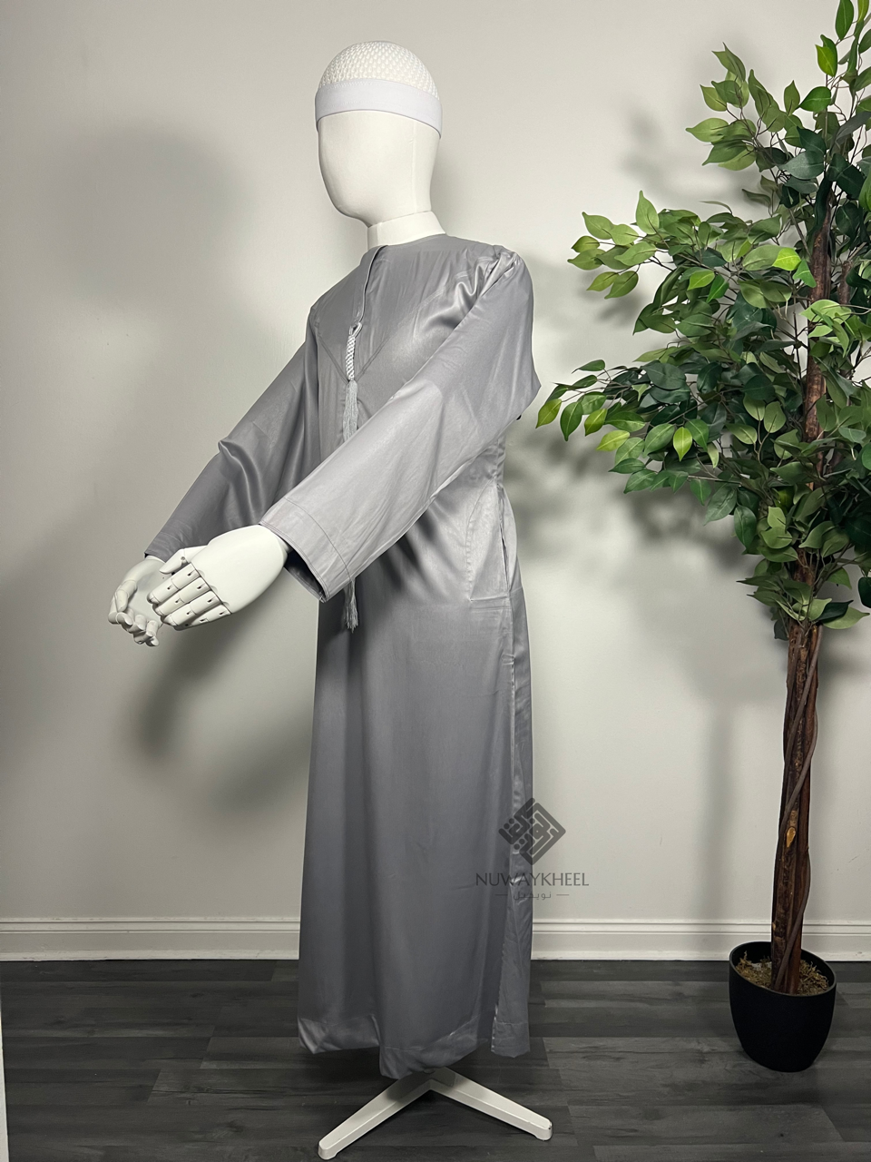 Saudi Qamis - Satin Fabrics